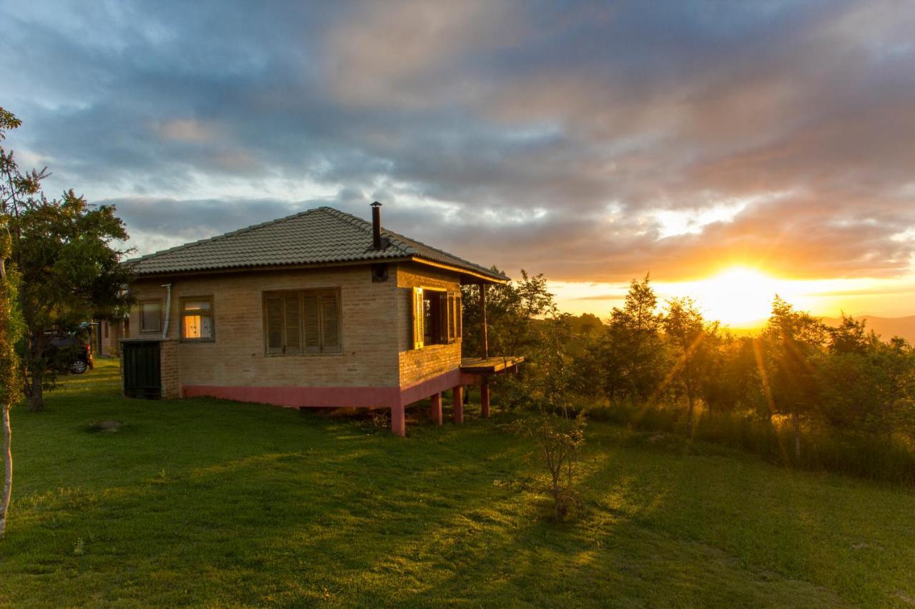 Magnificat Cottage Cunha Exterior photo